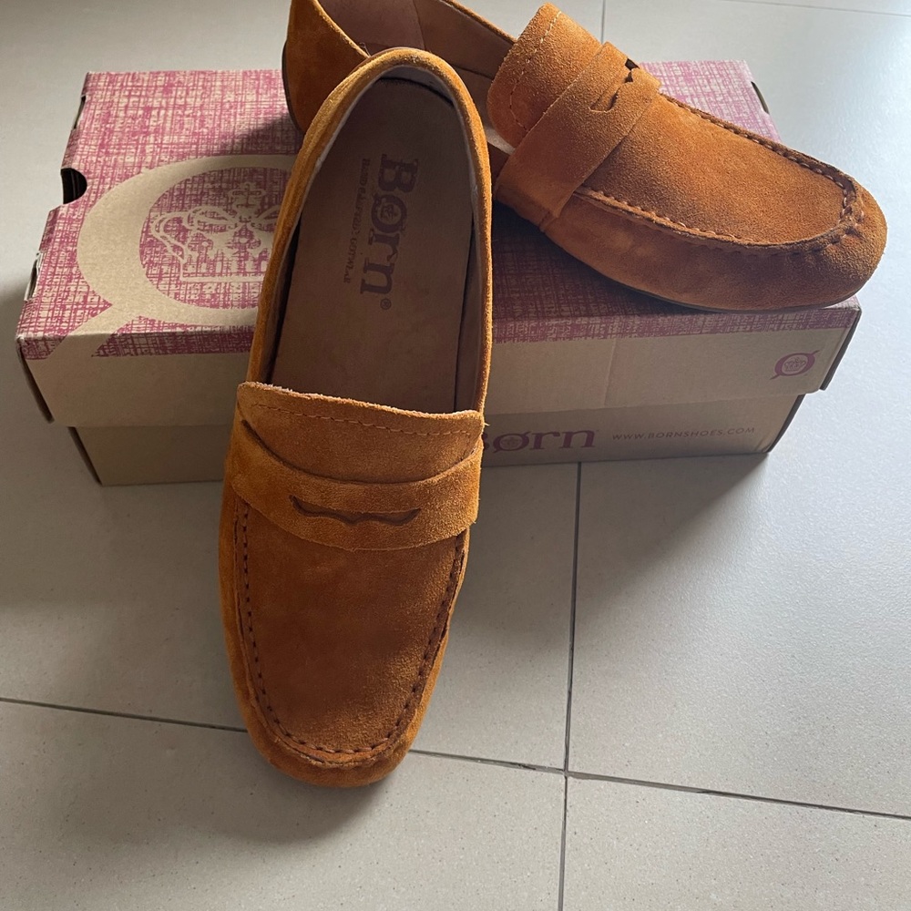 BORN Caramel/Rust Suede “Melinda” Penny Loafer Size 7.5M